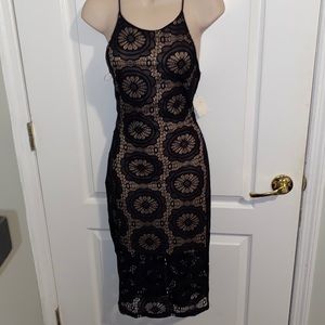 Crochet midi dress black